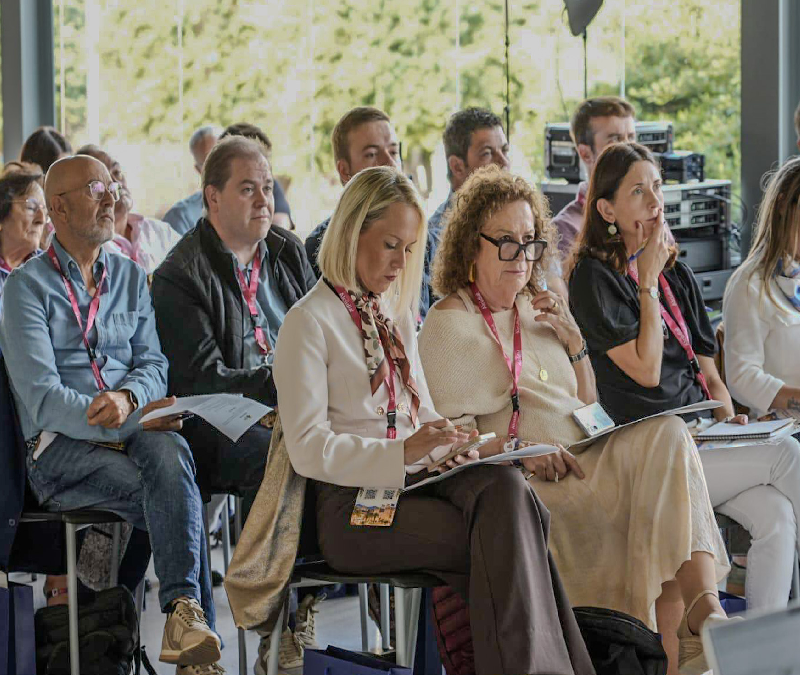 Comillas participa en la Asamblea Nacional de Los Pueblos Más Bonitos de España